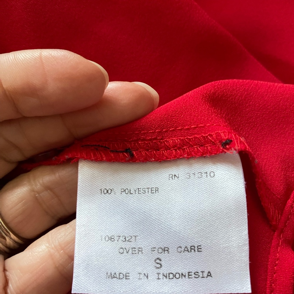 Red button down shirt - Picture 3 of 5